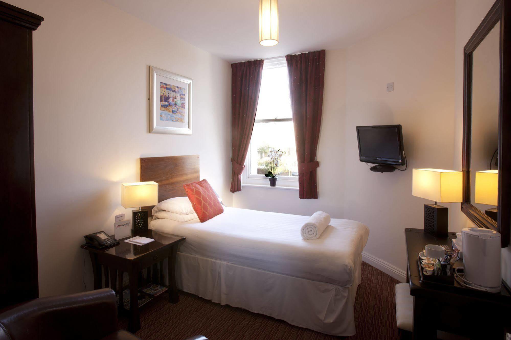 Park Central Hotel Борнмут Экстерьер фото